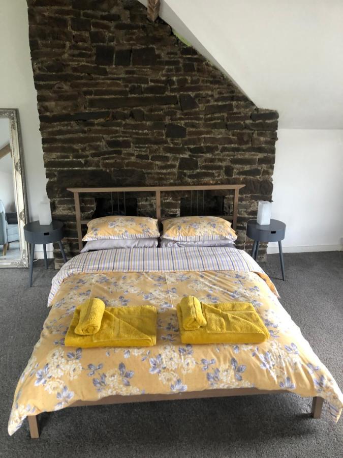 Clydach Cottages Llanelli Buitenkant foto